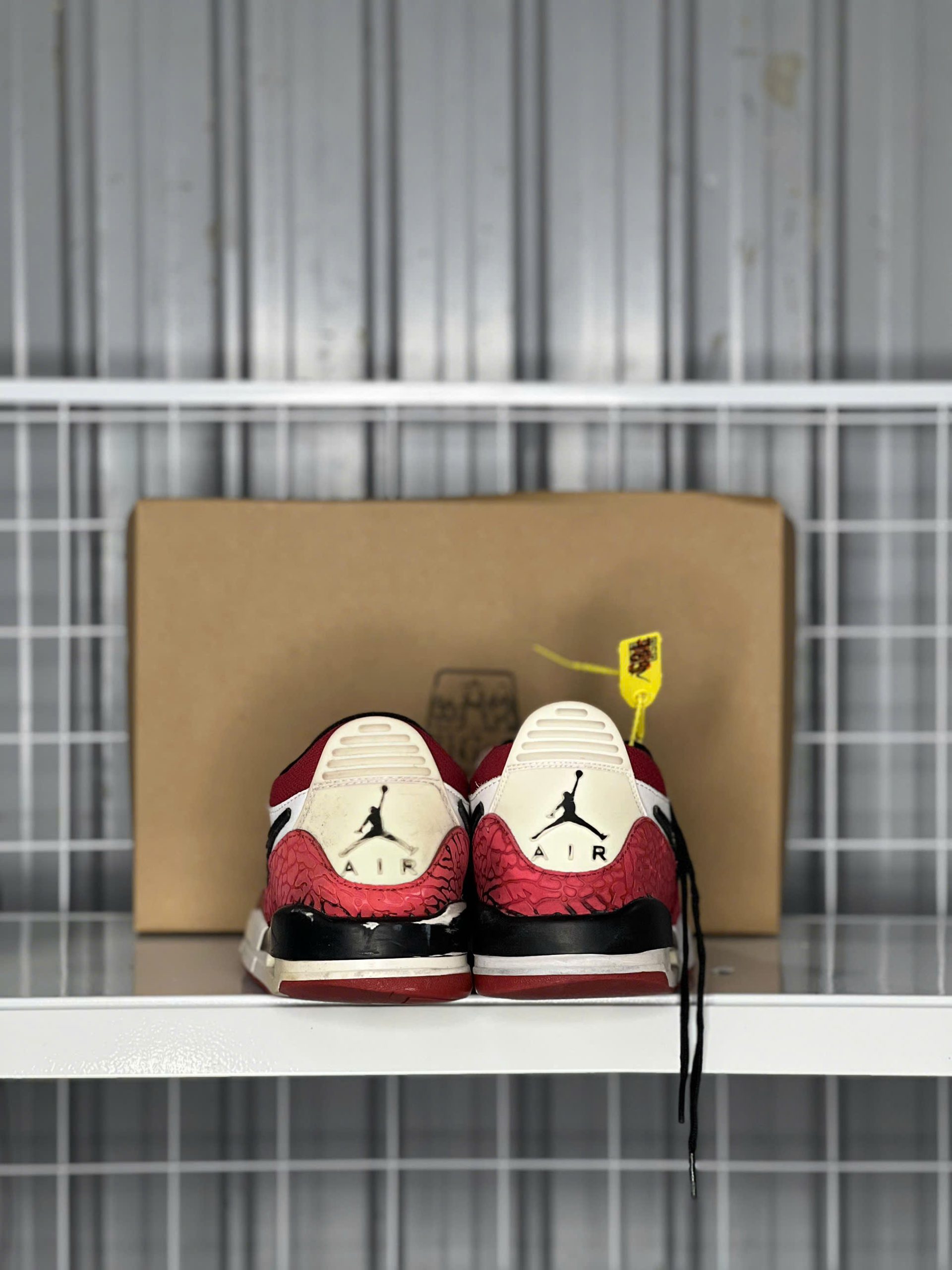 Jordan Legacy 312 Low “Chicago”- Size 42 - Mới 98% - Ảnh 3