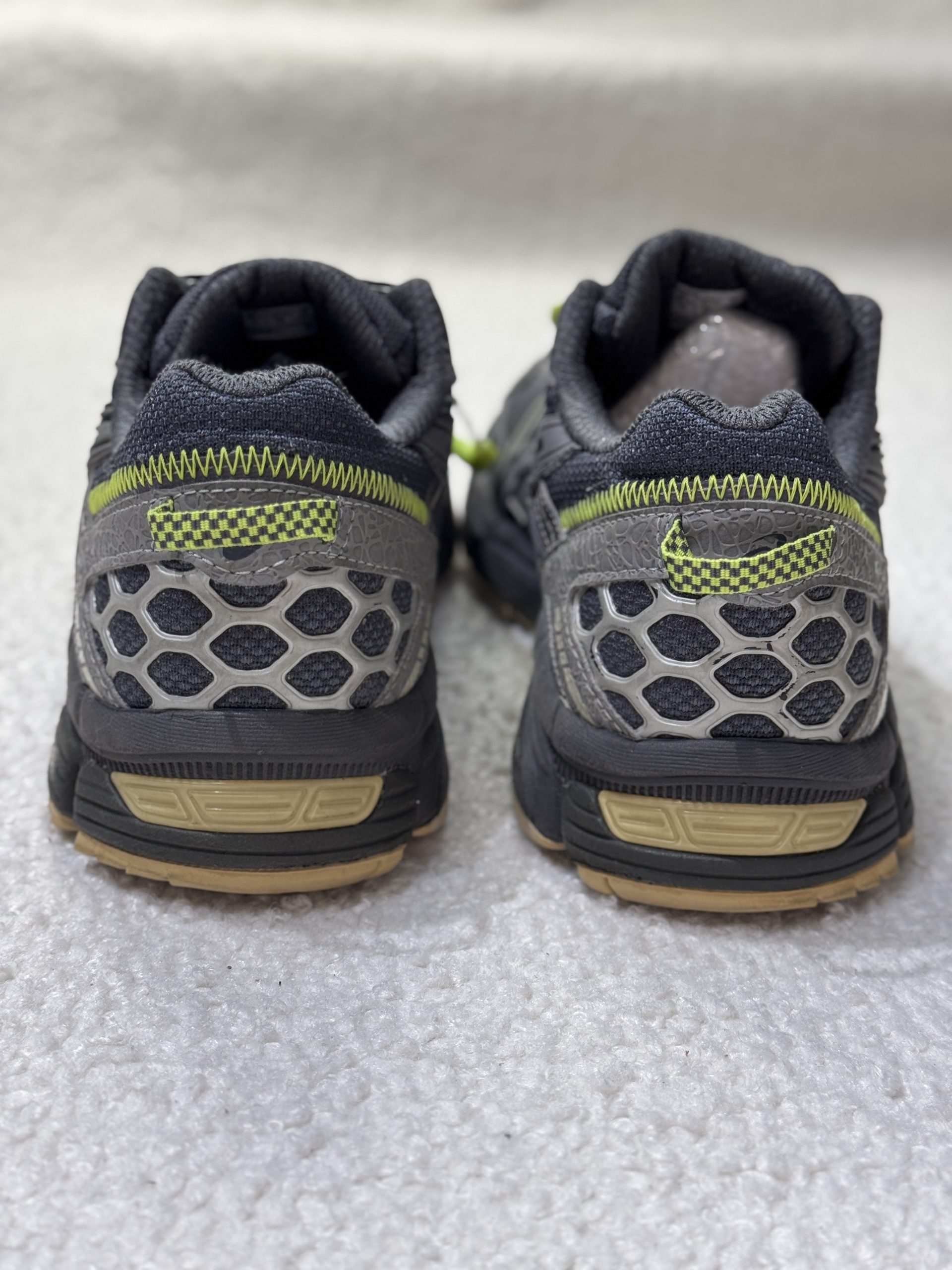 Asics Gel-Kahana 8 Dark Grey Lime - Size 41 - Độ mới 90% - Ảnh 2