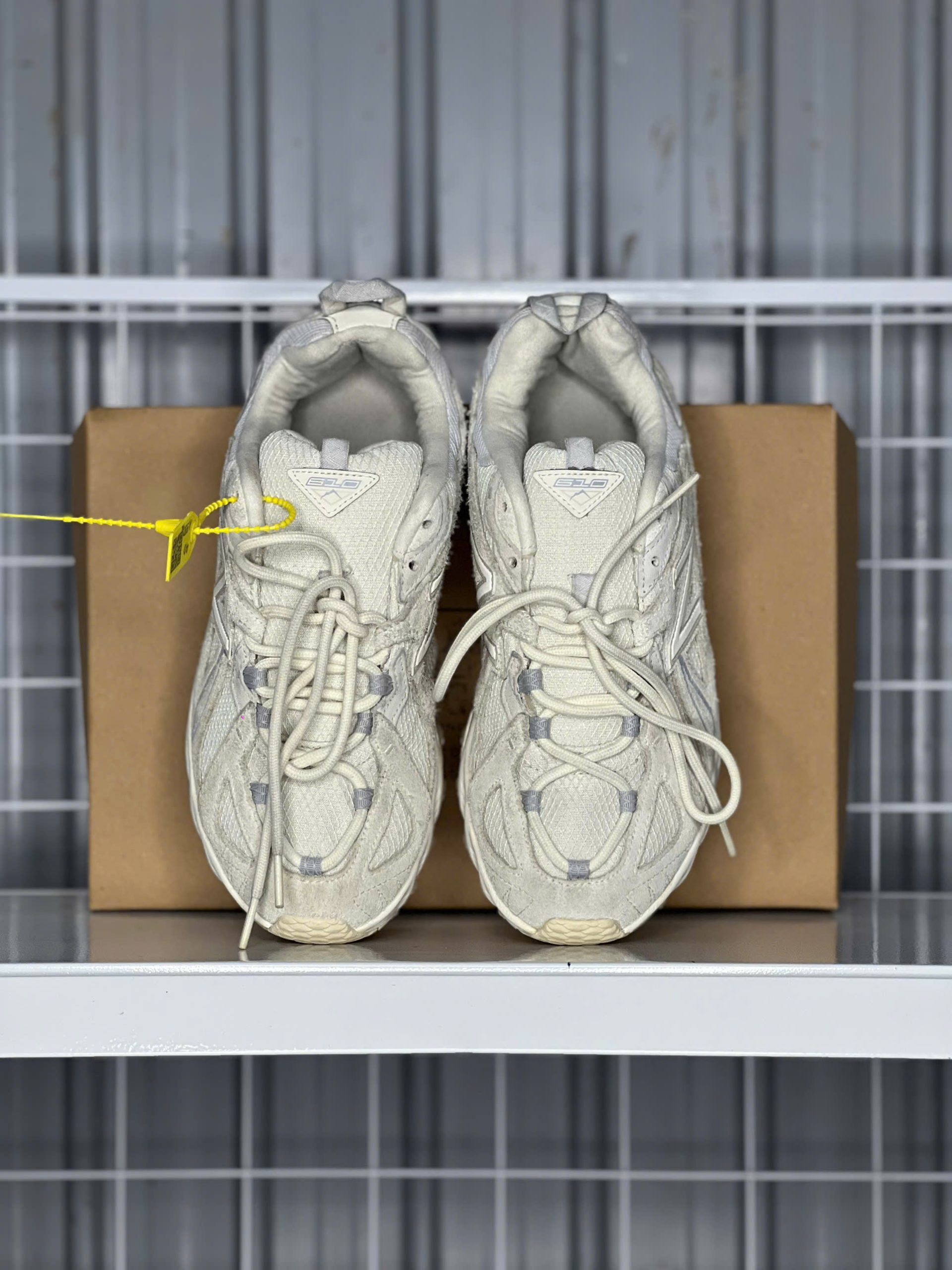 New Balance 610v1 Grey Cream - Size 40 - Độ mới 95% - Ảnh 3