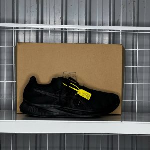 ASICS Patriot 13 Triple Black - Size 42.5 - Độ mới 95%