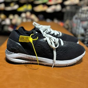 Under Armour HOVR Sonic 3 - Size 45 - Độ mới 90%