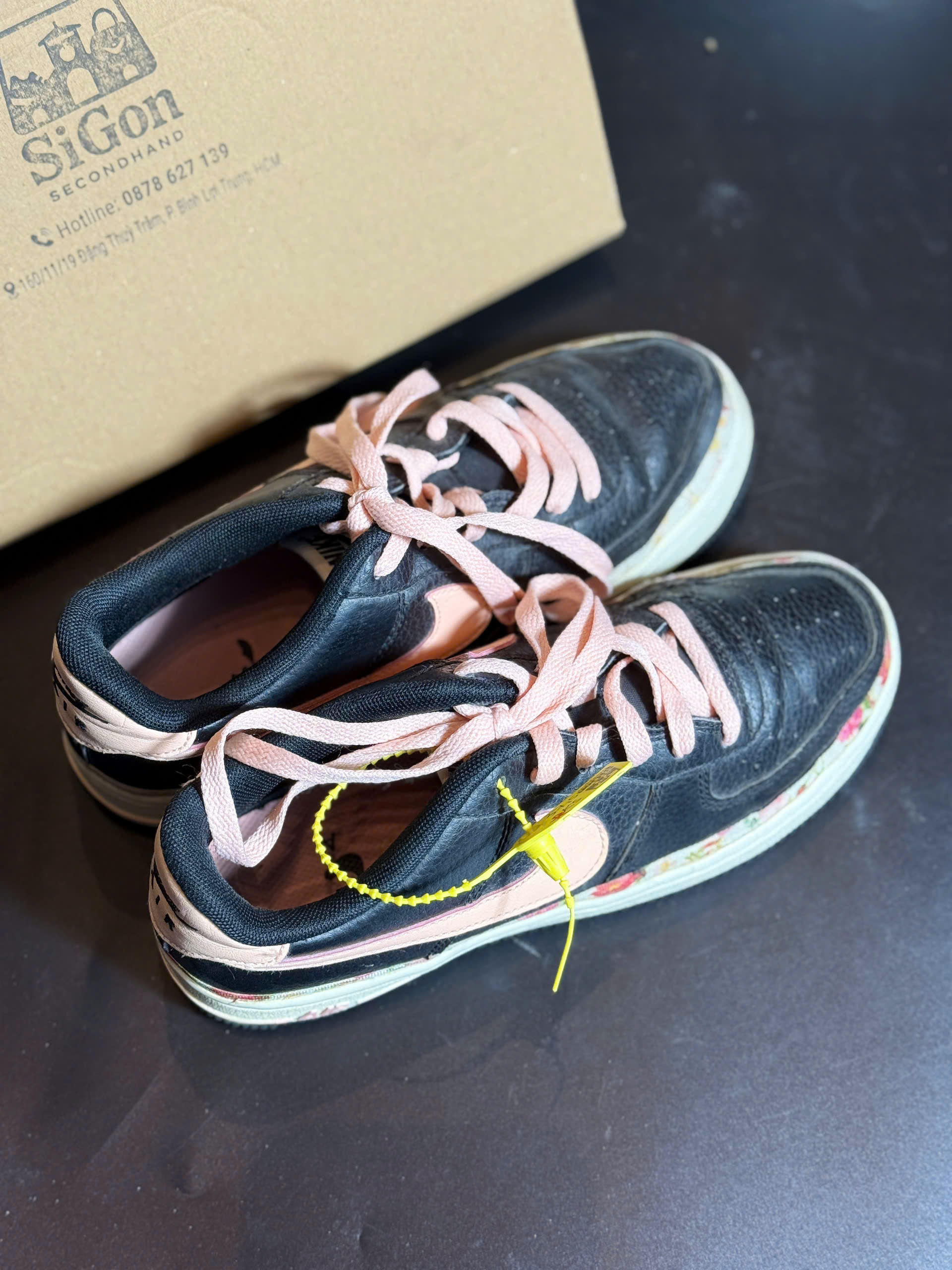 Nike Air Force 1 Low "Black Pink Floral" - Size 37 - Độ mới 90% - Ảnh 4