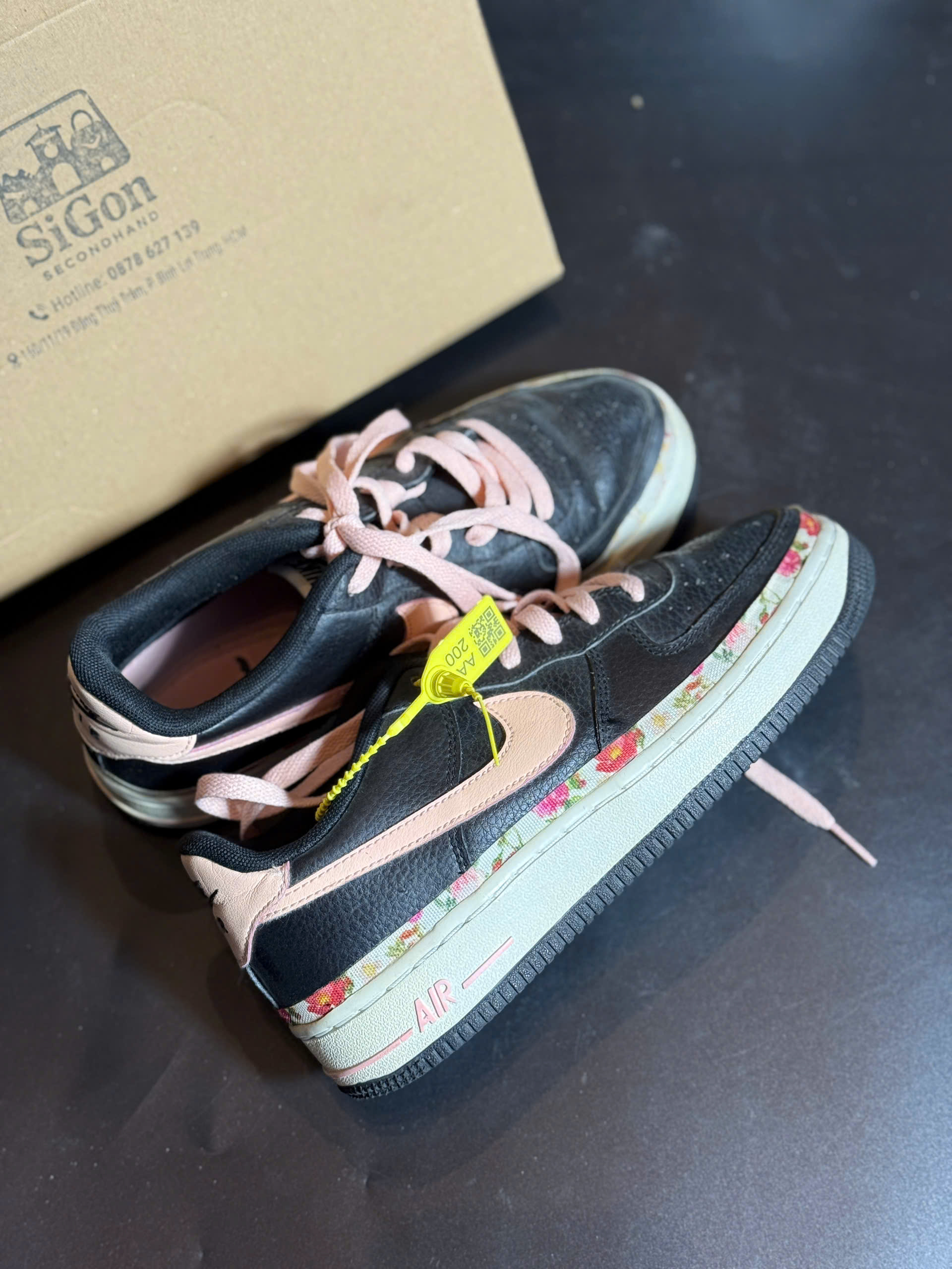 Nike Air Force 1 Low "Black Pink Floral" - Size 37 - Độ mới 90%