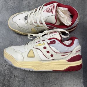 Saucony Cross 90 ‘White Red’ - Size 42 - Độ mới 90%