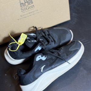 Giày chạy bộ Anta - Size 38 - Độ mới 90%